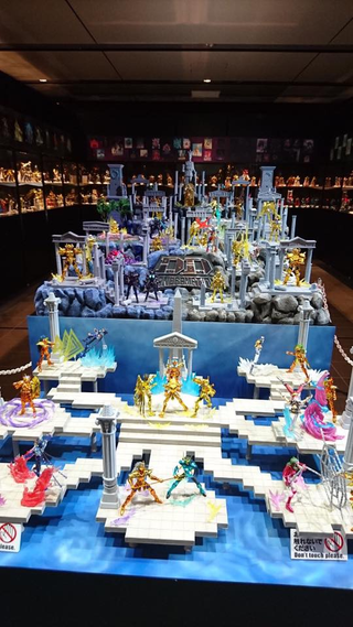 Illustration for article titled Saint Seiya: Merchandise,Oddities,
Doujins and more!